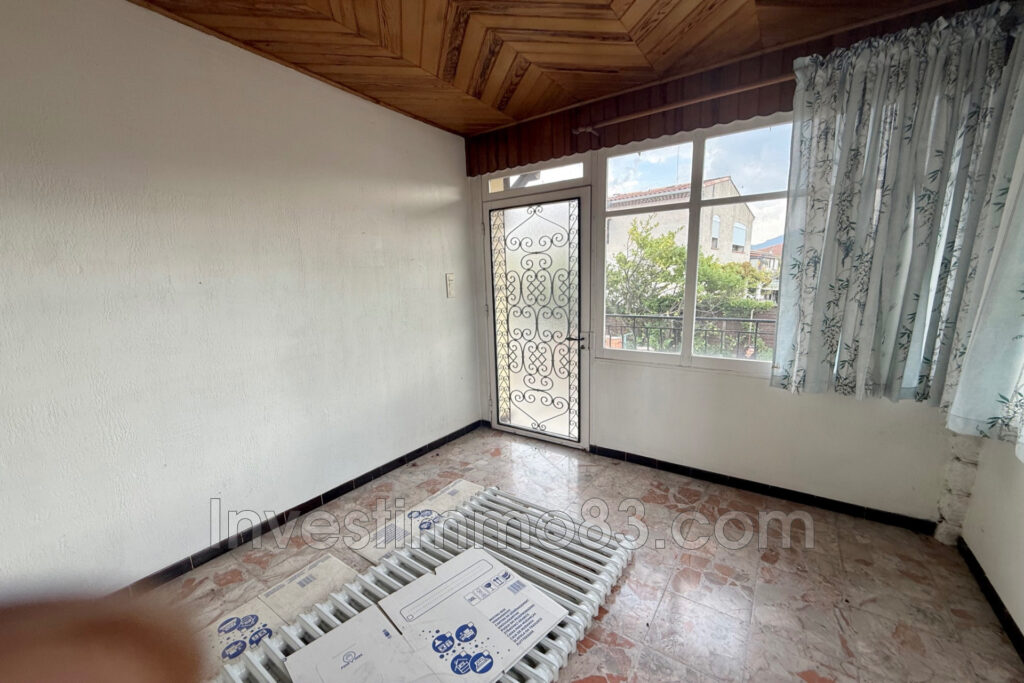 vente maison – NR pièces – 3 chambres – 82.00 m²