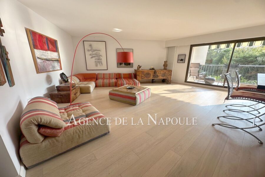 Appartement à vendre à Mandelieu-la-napoule