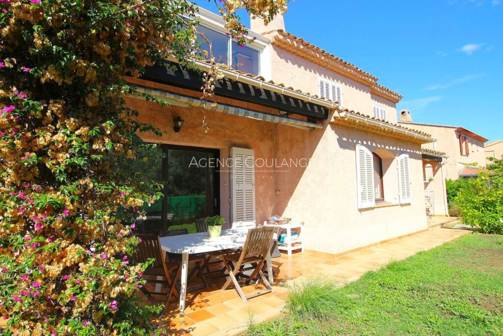 vente maison 4 Pièce(s) – 4 pièces – 3 chambres – 104.00 m²