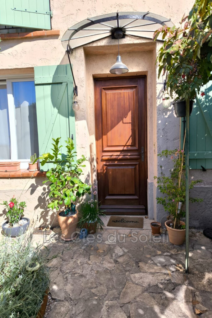 Brignoles, Maison de village de type 5 avec garage  Maison de  – 5 pièces – 3 chambres – 107.00 m²