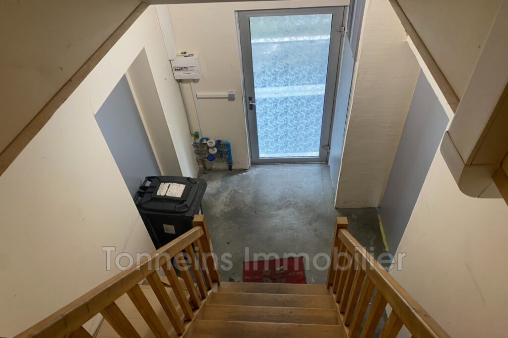 vente immeuble 7 Pièce(s) – 7 pièces – 3 chambres – 82.00 m²