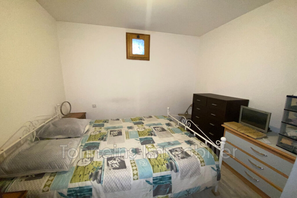 vente immeuble 7 Pièce(s) – 7 pièces – 3 chambres – 82.00 m²