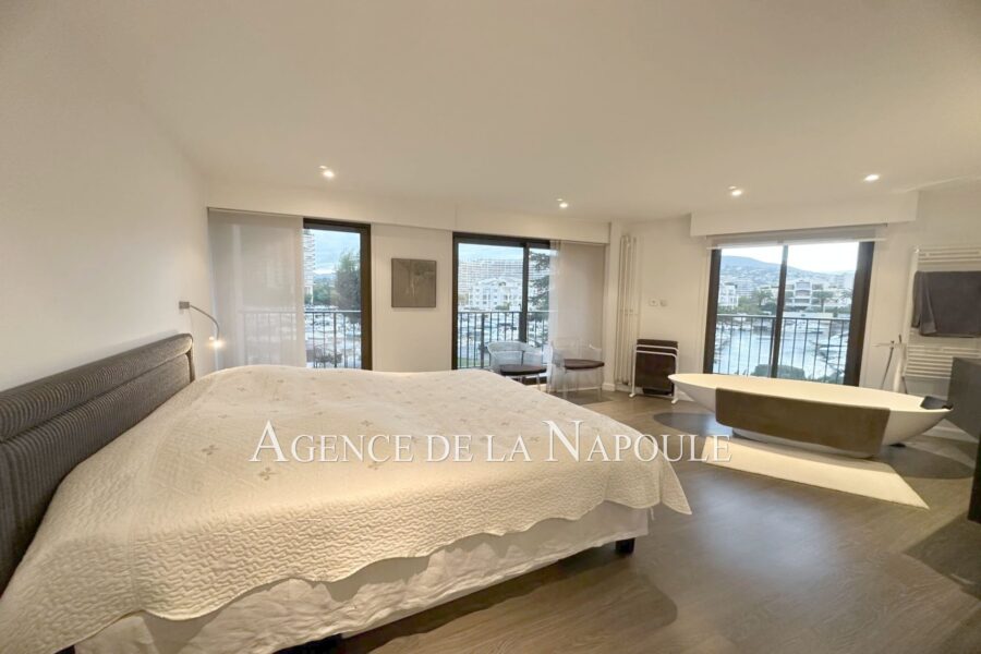 Appartement à vendre à Mandelieu-la-napoule