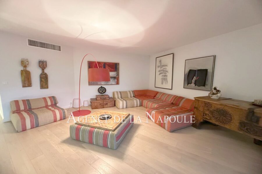 Appartement à vendre à Mandelieu-la-napoule