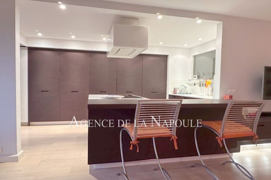 Appartement à vendre à Mandelieu-la-napoule