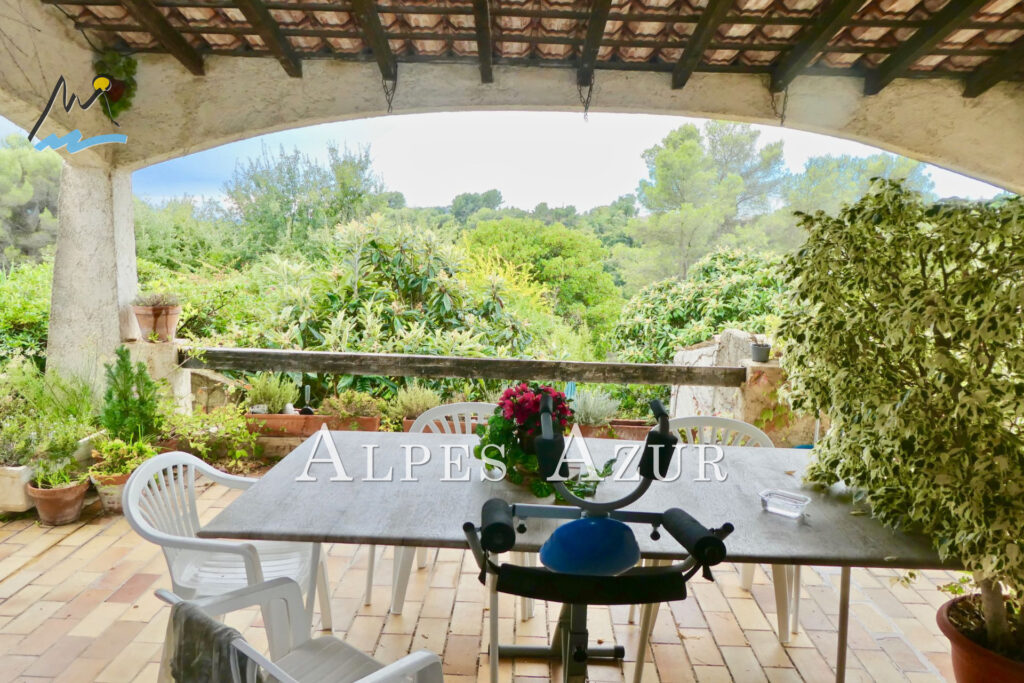 vente villa 5 Pièce(s) – 5 pièces – 5 chambres – 179.00 m²