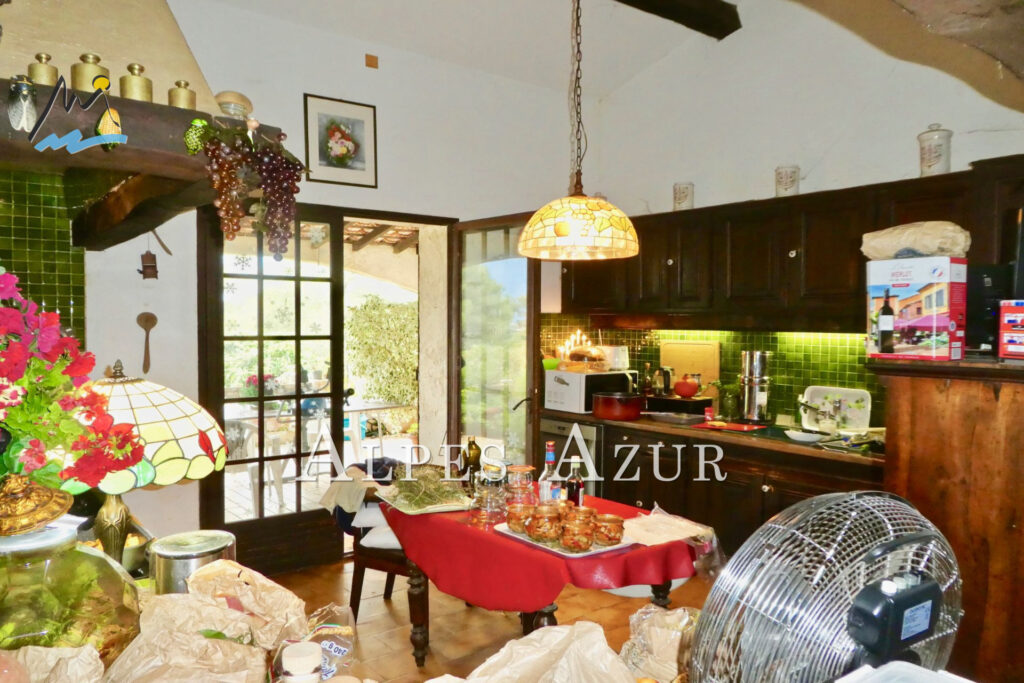 vente villa 5 Pièce(s) – 5 pièces – 5 chambres – 179.00 m²