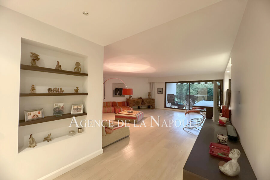 Appartement à vendre à Mandelieu-la-napoule