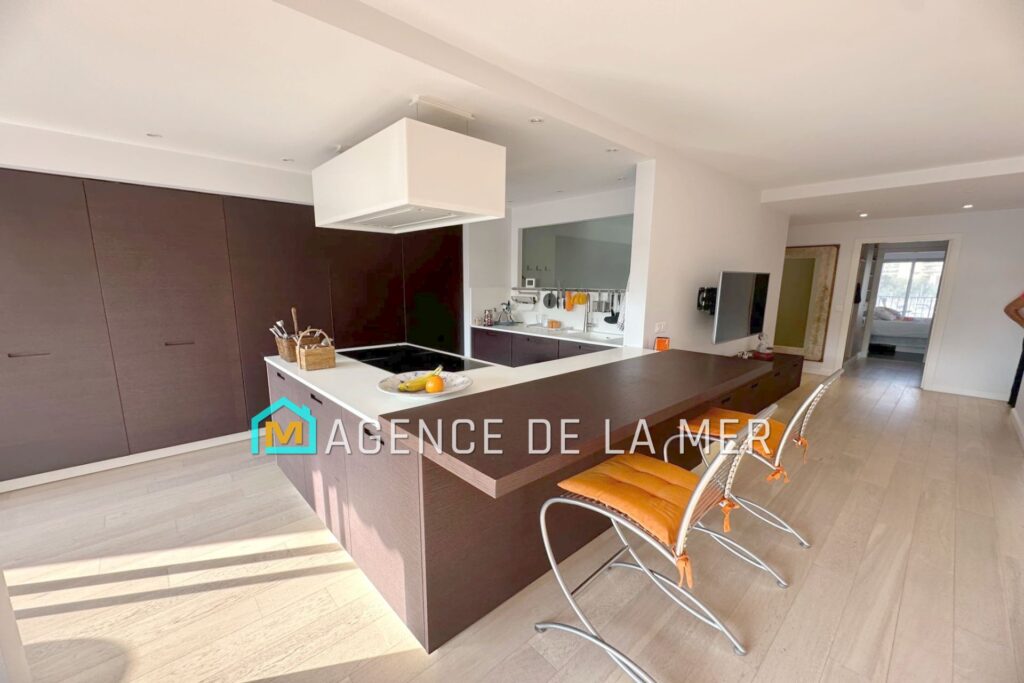 vente appartement 4 Pièce(s) – 4 pièces – 3 chambres – 121.03 m²