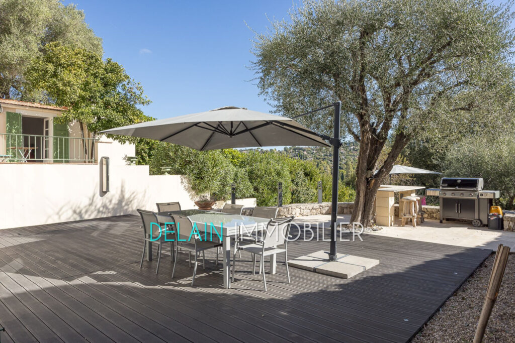 vente maison 5 Pièce(s) – 5 pièces – 5 chambres – 220.00 m²