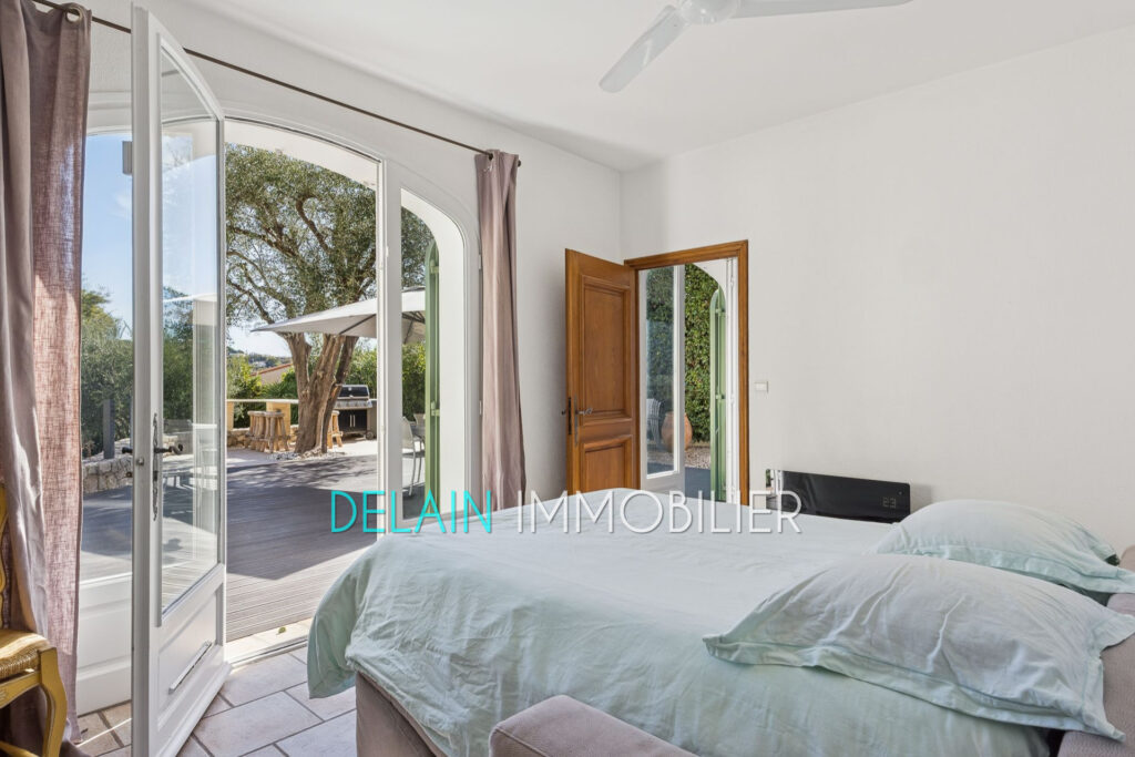 vente maison 5 Pièce(s) – 5 pièces – 5 chambres – 220.00 m²