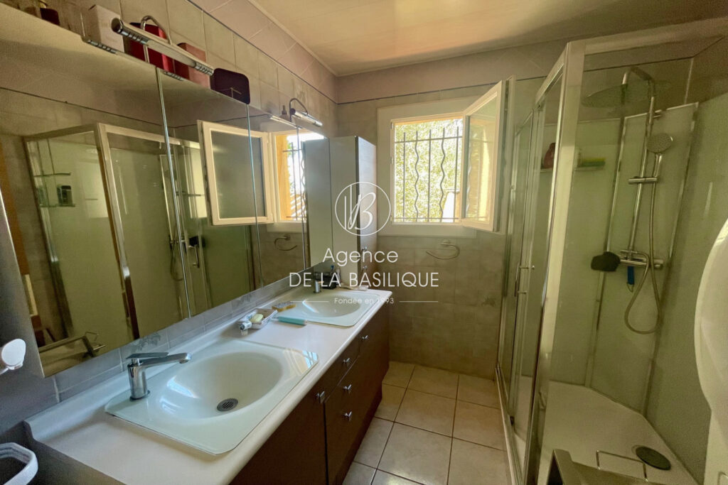 vente maison 4 Pièce(s) – 4 pièces – 3 chambres – 116.00 m²