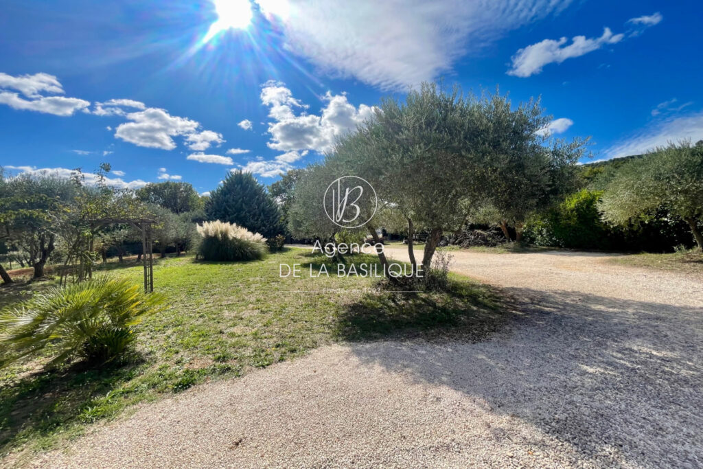 vente maison 4 Pièce(s) – 4 pièces – 3 chambres – 116.00 m²