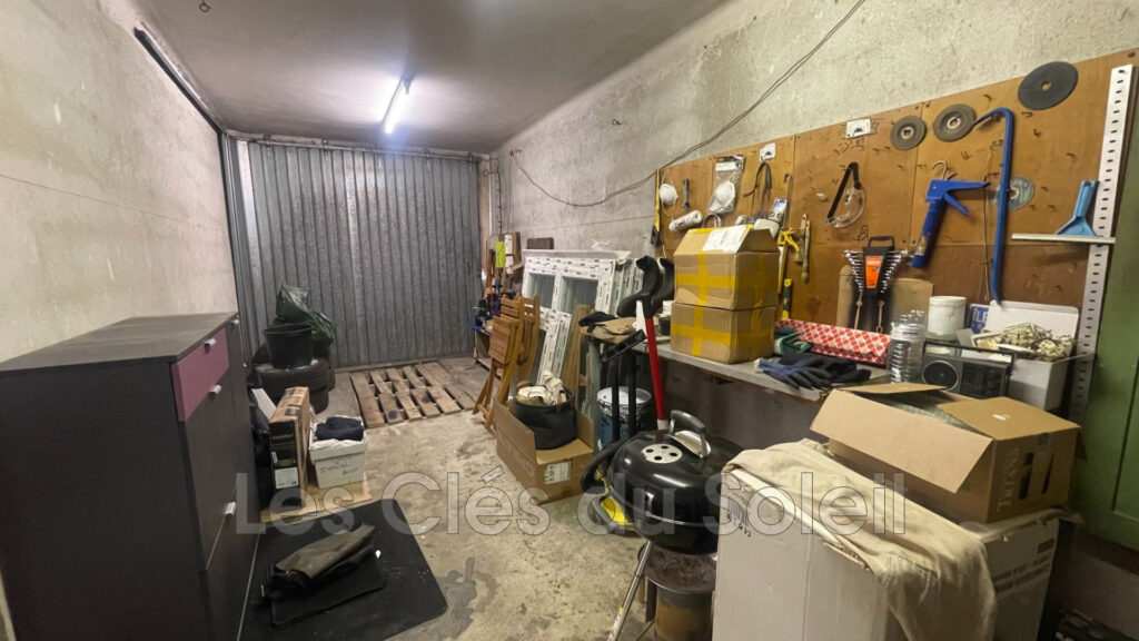 Brignoles, Maison de village de type 5 avec garage  Maison de  – 5 pièces – 3 chambres – 107.00 m²