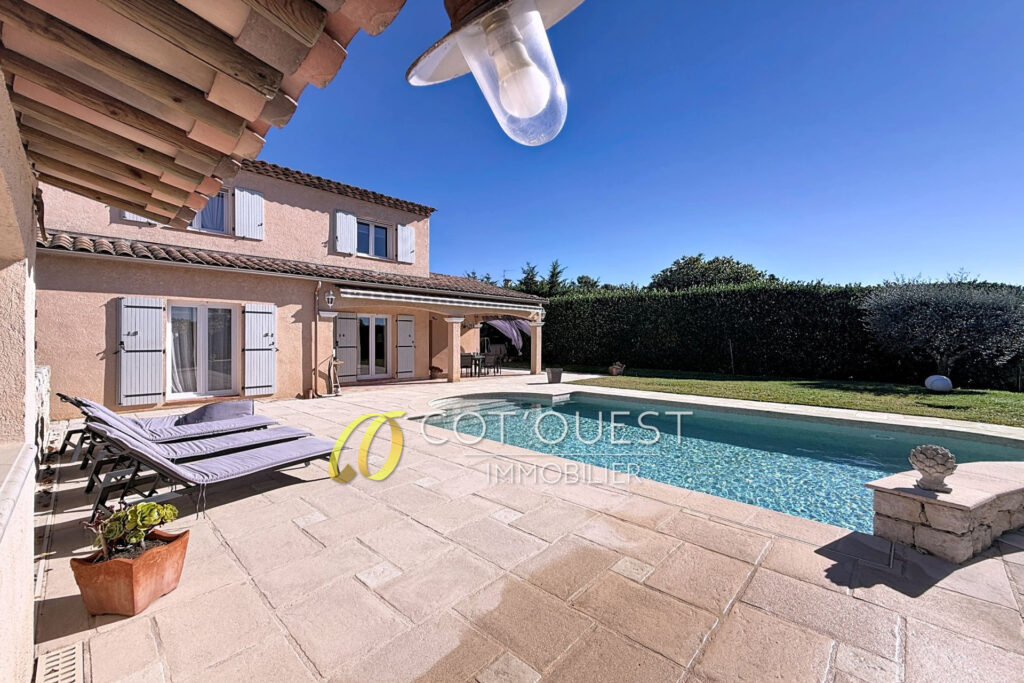 vente maison 4 Pièce(s) – 4 pièces – 3 chambres – 112.33 m²