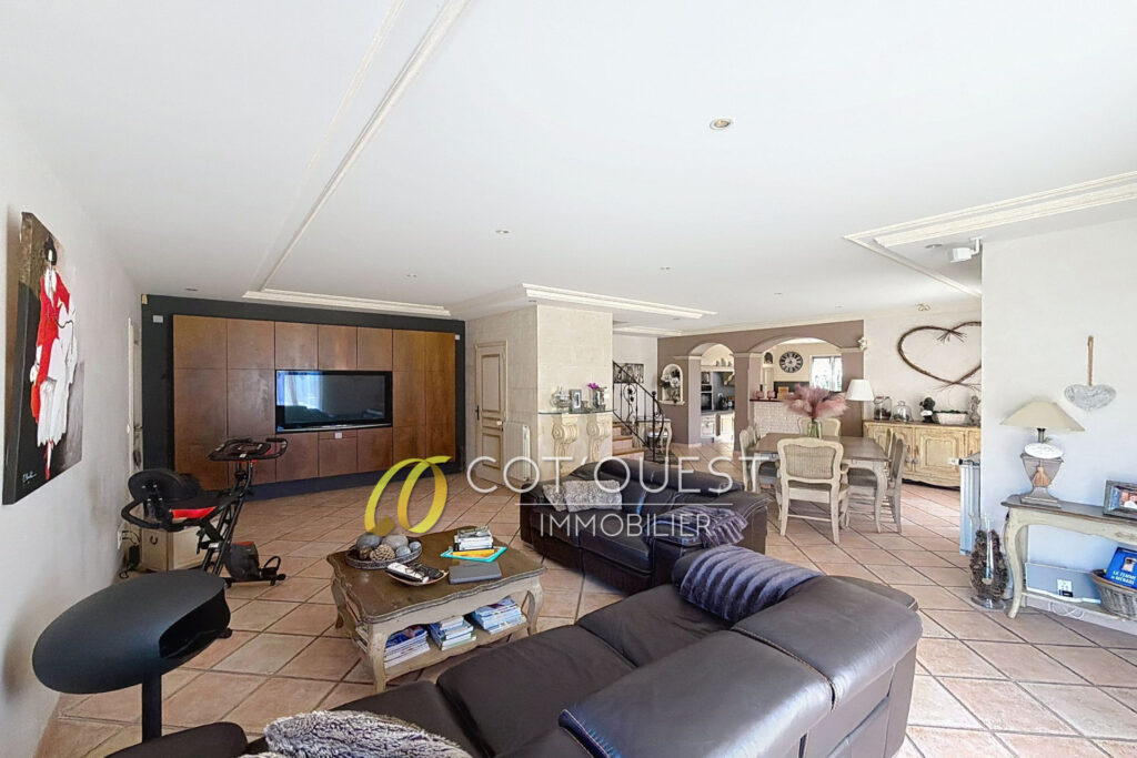 vente maison 4 Pièce(s) – 4 pièces – 3 chambres – 112.33 m²