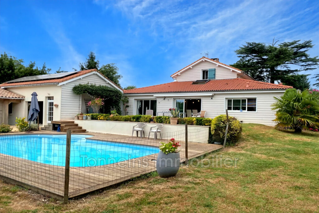 vente maison 5 Pièce(s) – 5 pièces – 4 chambres – 170.40 m²