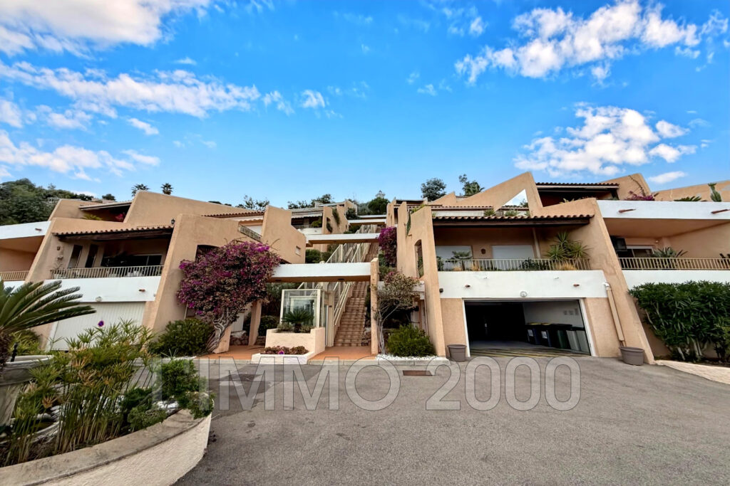 vente appartement 4 Pièce(s) – 4 pièces – 3 chambres – 104.50 m²