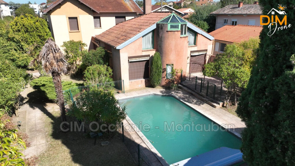 vente maison – NR pièces – 4 chambres – 216.00 m²