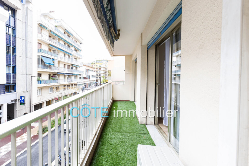 ANTIBES 2 Pièces à  100m de la place de Gaulle – 2 pièces – 1 chambre – 50.00 m²