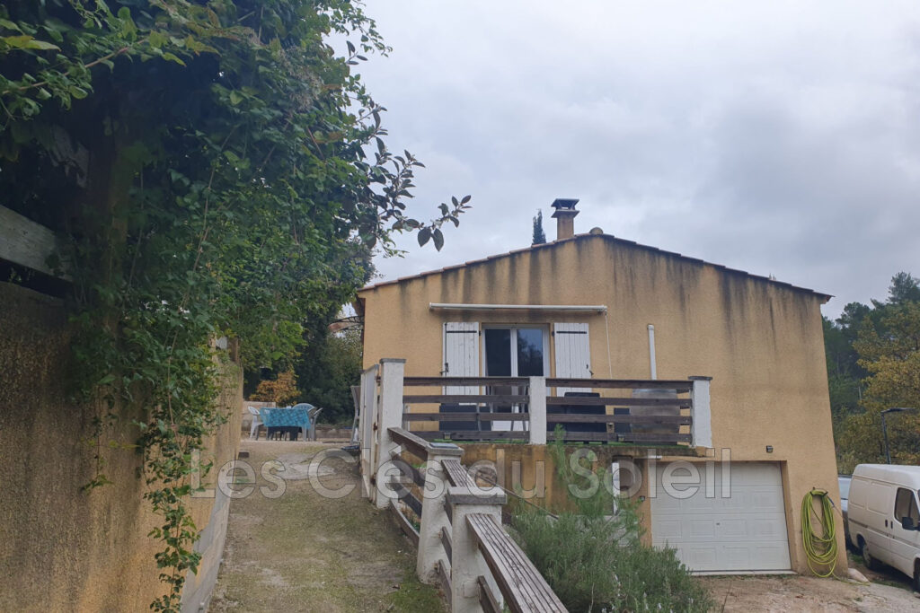 Maison lumineuse + espace pro/studio  À découvrir vite !  Séj – 4 pièces – 3 chambres – 89.38 m²