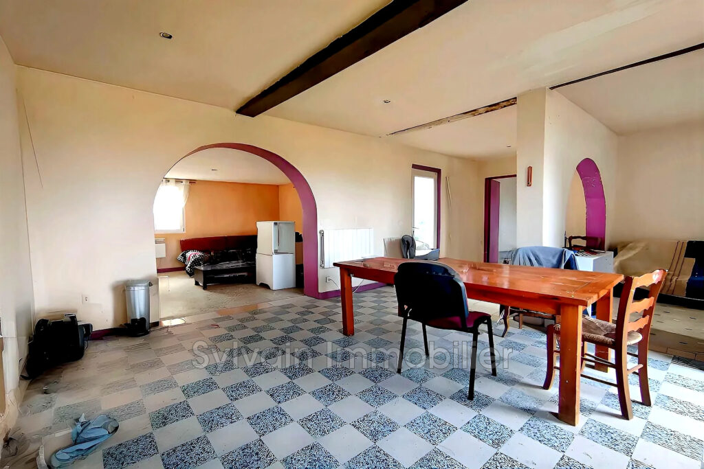 vente maison 7 Pièce(s) – 7 pièces – 3 chambres – 187.00 m²