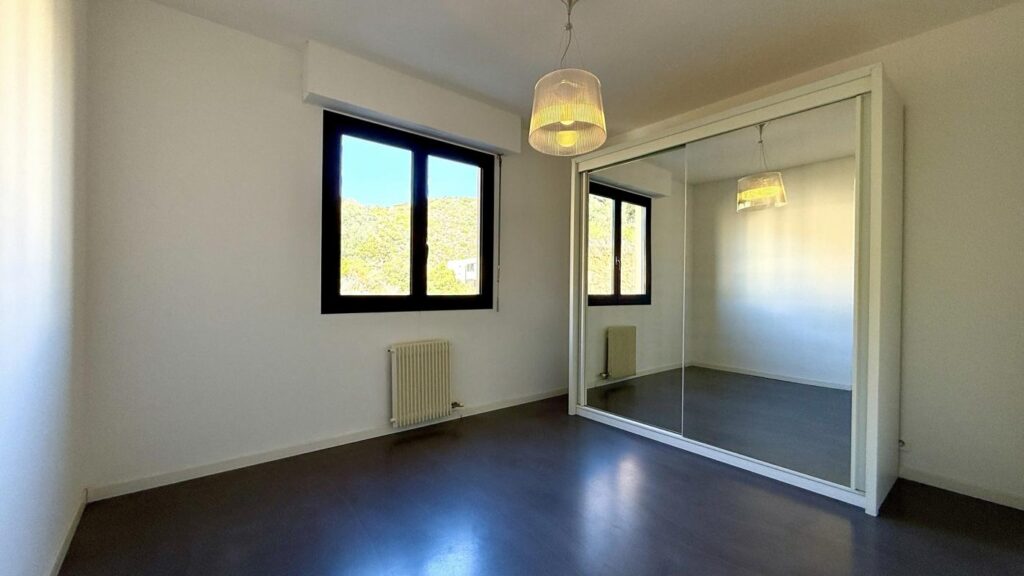 Appartement 4 pièces avec terrasse et vue mer – Ajaccio Sanguinaires – 4 pièces – 3 chambres – 97 m²