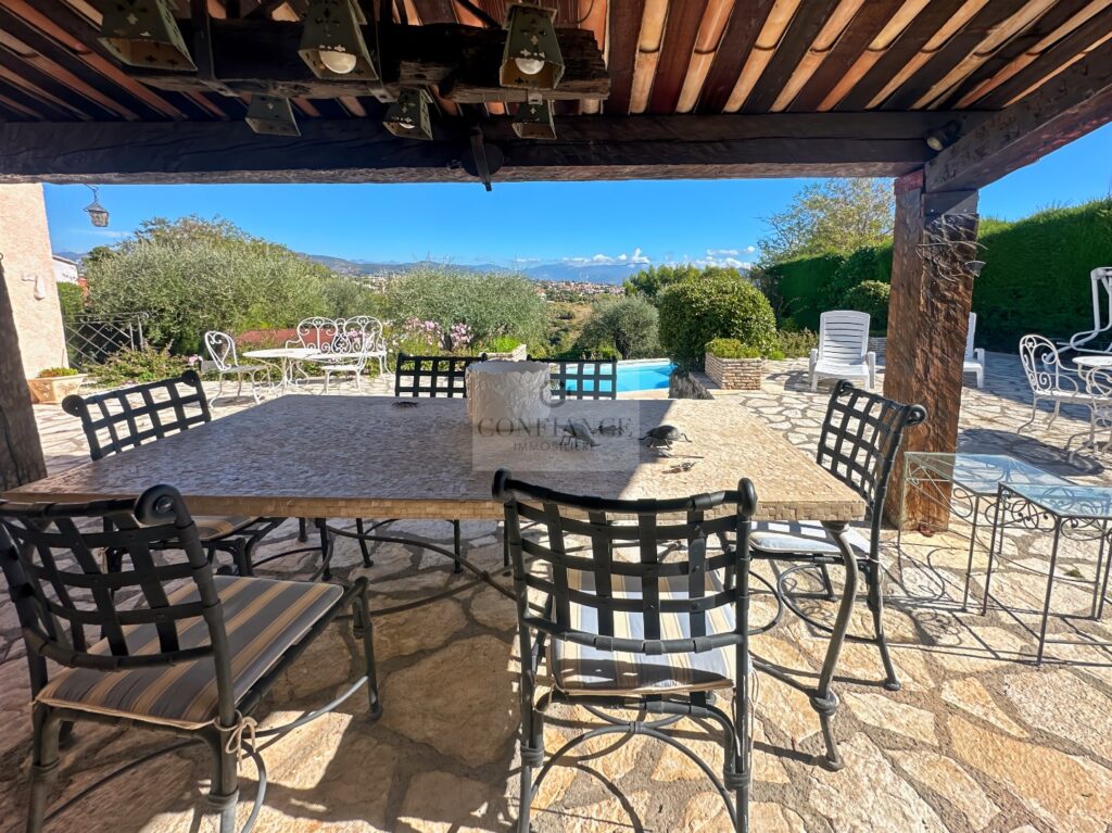 Maison – 4 pièces – 3 chambres – 130 m²