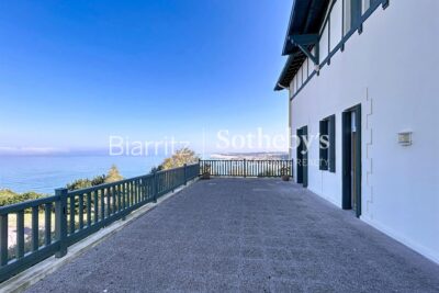 Biarritz – Pointe Saint-Martin Vue mer panoramique et terrasse d’exception – 4 pièces – 2 chambres – 93 m²