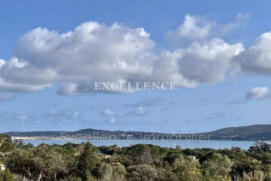 Terrain à vendre à Grimaud