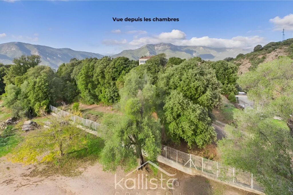 Grand T5 lumineux sur CAURO – 5 pièces – 3 chambres – 89 m²