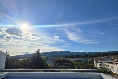 T4 DPLX EN DERNIER ETAGE – 4 pièces – 3 chambres – 93 m²