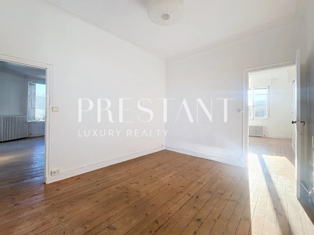 Appartement – 4 pièces – 3 chambres – 85 m²