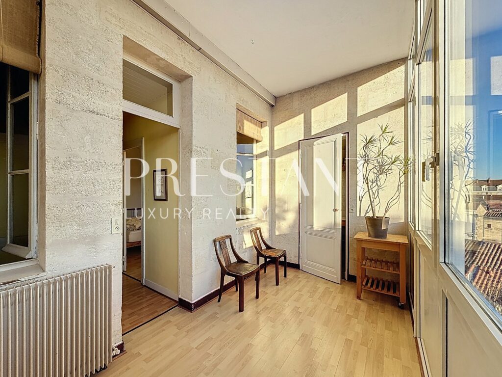 Appartement – 5 pièces – 4 chambres – 106 m²