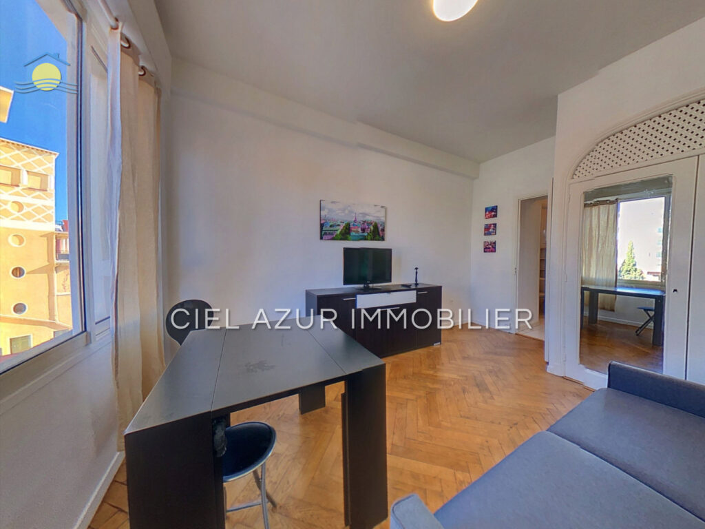 location appartement 1 Pièce(s) – 1 pièce – NR chambres – 22.00 m²
