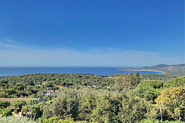 Superbe penthouse 180 m² avec vue imprenable mer – 4 pièces – 3 chambres – 177.69 m²