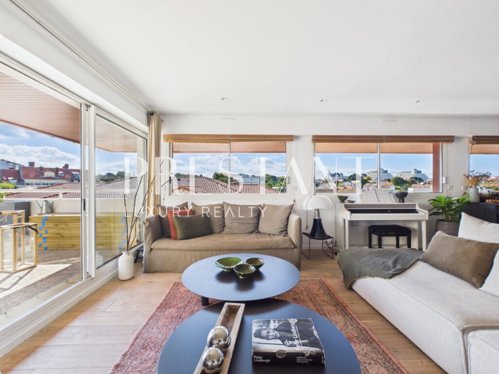 Appartement terrasse – 4 pièces – 3 chambres – 115 m²