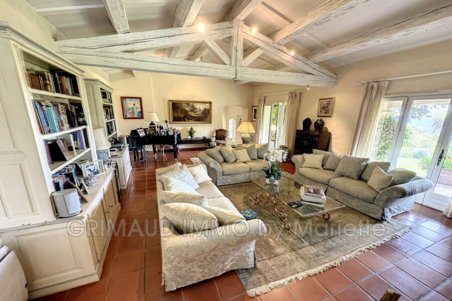 Maison à vendre à La garde-freinet