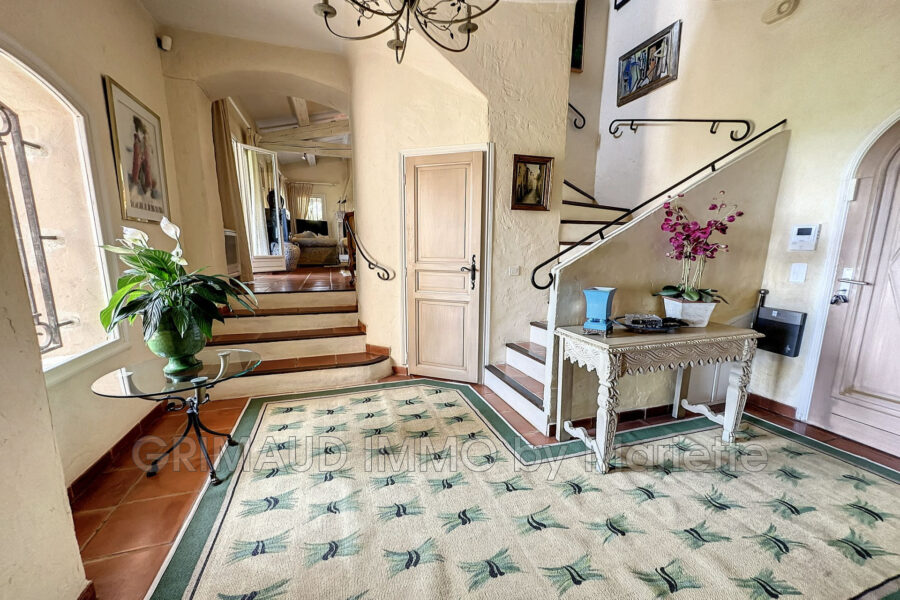 Maison à vendre à La garde-freinet