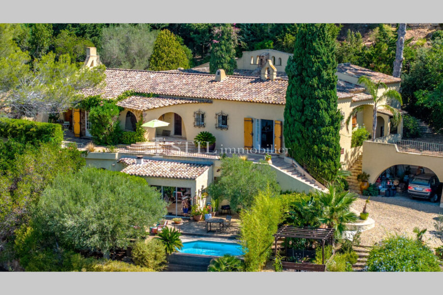 Maison à vendre à Les issambres