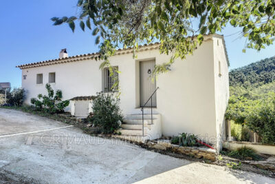Maison à vendre à Grimaud