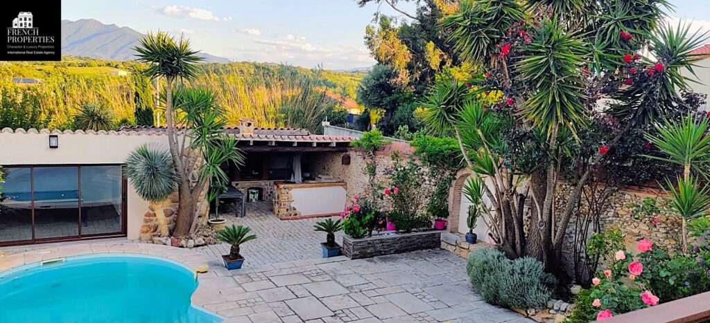 Maison – 8 pièces – 4 chambres – 231 m²