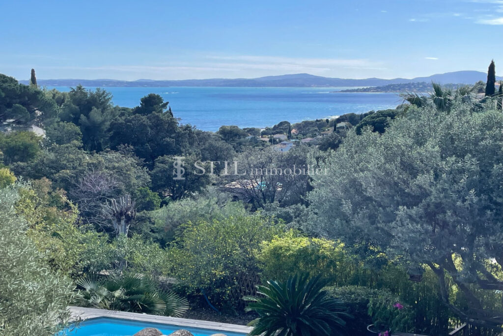 vente villa 6 Pièce(s) – 6 pièces – 5 chambres – 300.00 m²