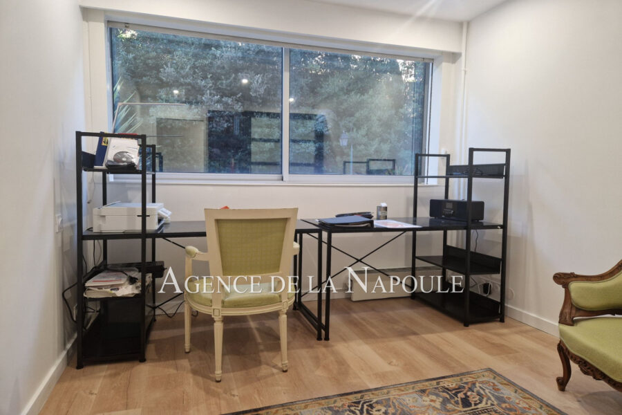 Appartement à vendre à Mandelieu-la-napoule