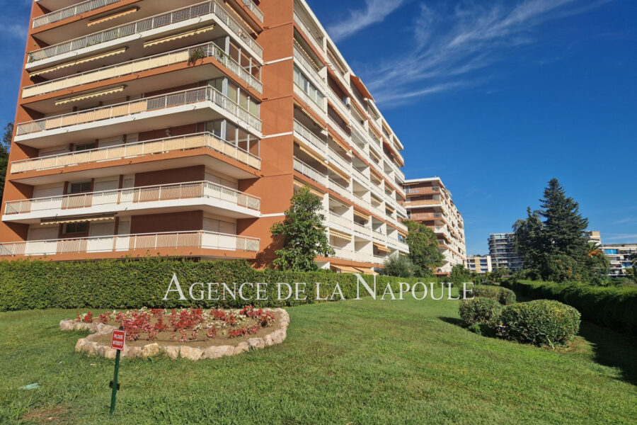 Appartement à vendre à Mandelieu-la-napoule