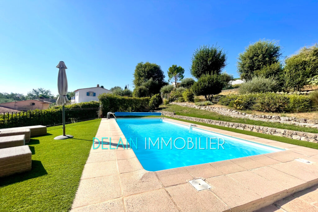 Gattières – Au calme absolu – Maison de 150m² de plain-pied –  – 4 pièces – 3 chambres – 149.00 m²