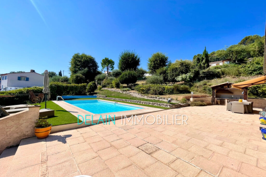 Gattières – Au calme absolu – Maison de 150m² de plain-pied –  – 4 pièces – 3 chambres – 149.00 m²