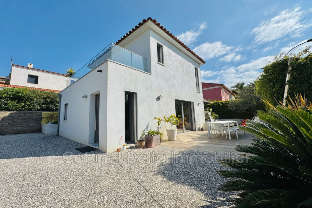 CENTRE VILLE  – 4 pièces – 3 chambres – 85.00 m²