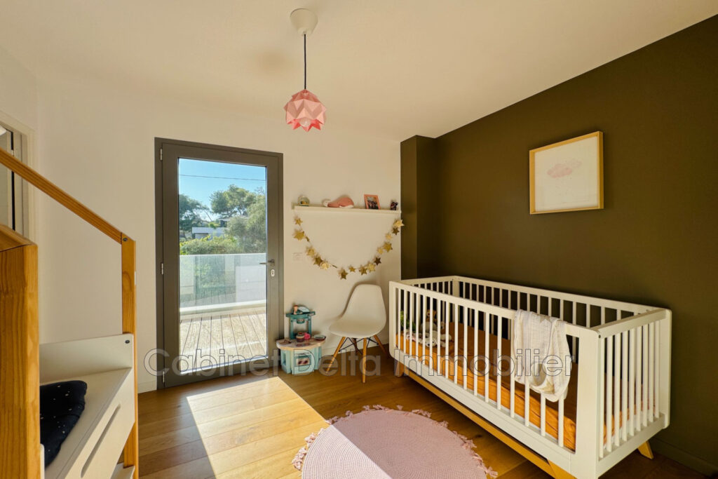 CENTRE VILLE  – 4 pièces – 3 chambres – 85.00 m²