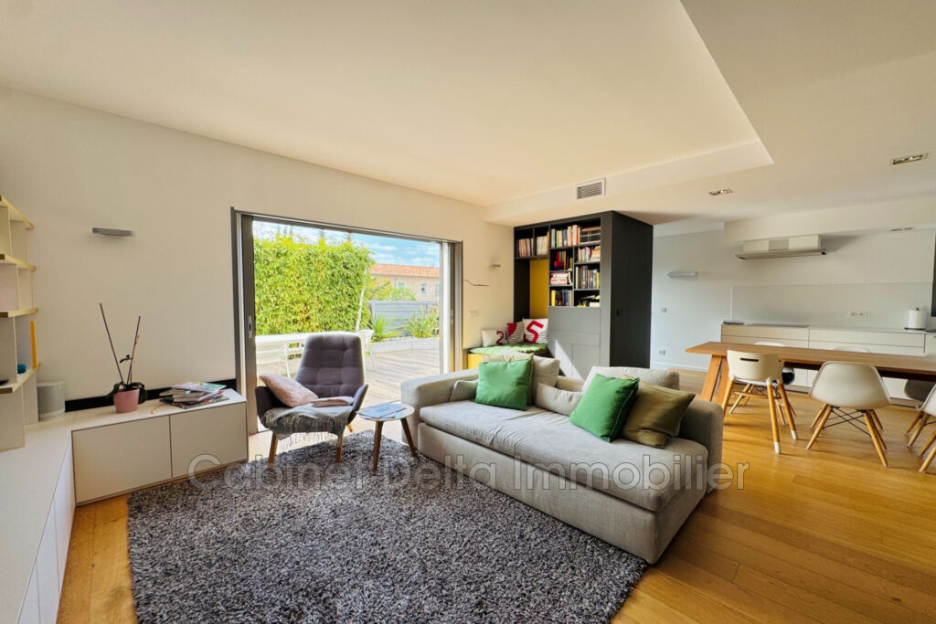 CENTRE VILLE  – 4 pièces – 3 chambres – 85.00 m²